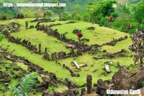 O Reino de Tarumanagara e a Construção do Monumento Candi Gunung Padang: Uma Fusão Entre Religião e Poder no Século II